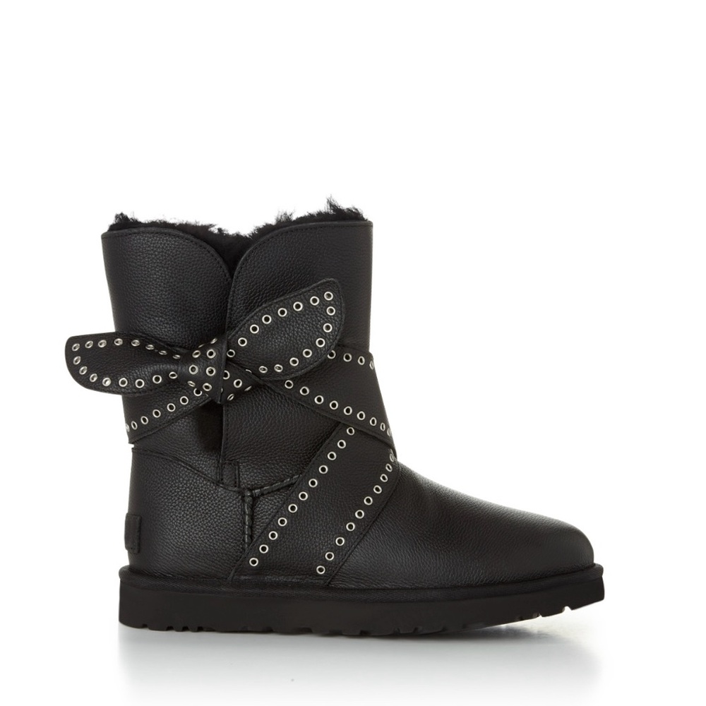 UGG Mabel Bow Mini Boots Black Leather Women’s Size 6
